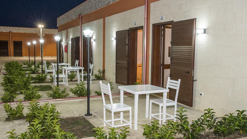 Agriturismo Tenuta Don Giovanni 梅伦杜尼奥 外观 照片